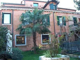 Bed and Breakfast Domus Orsoni Венеция Отель типа 