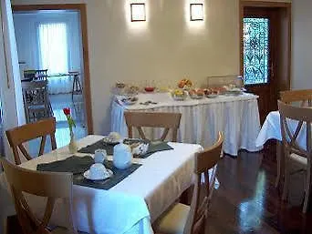 Bed and Breakfast Domus Orsoni Венеция